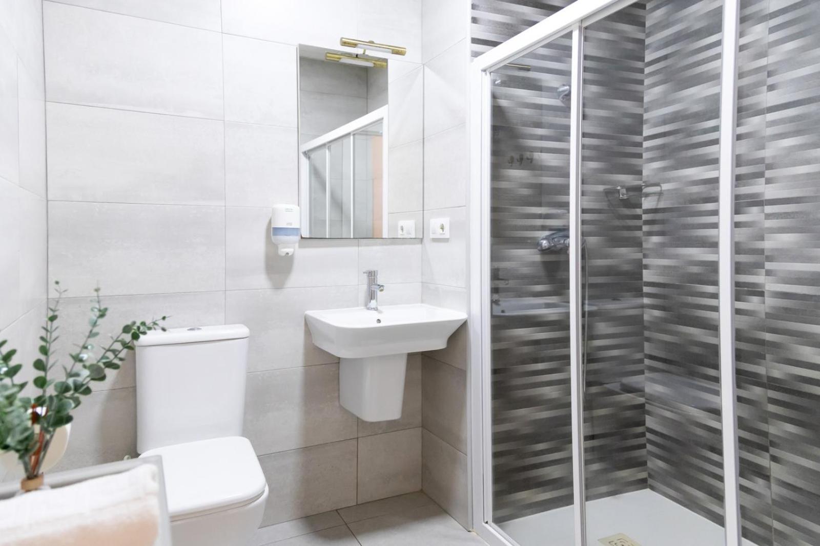 Down Town Apartment Valencia Ngoại thất bức ảnh